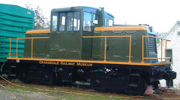 GE 50 ton locomotive at Orangedale